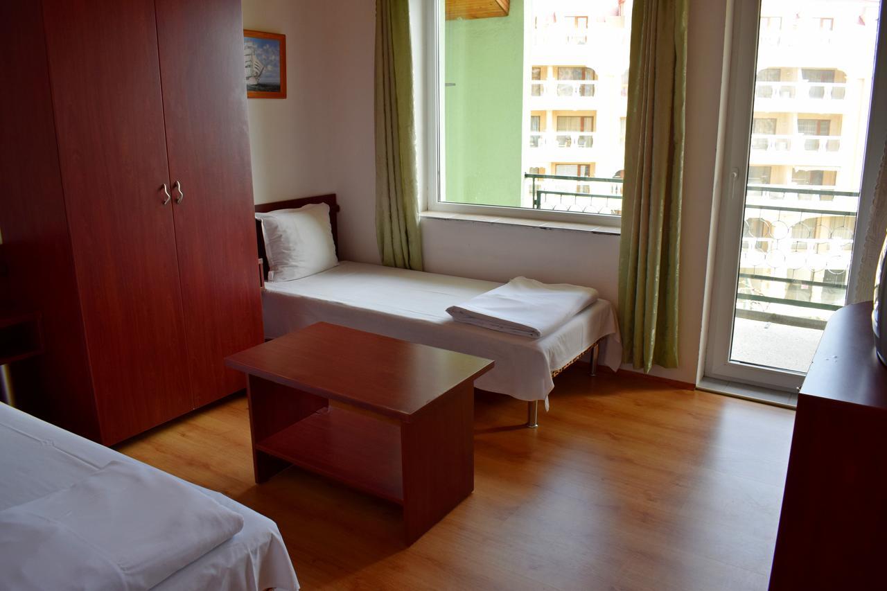 Royal Hostel Várna Kültér fotó