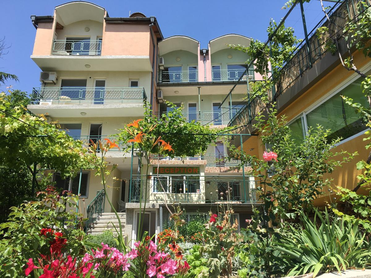 Royal Hostel Várna Kültér fotó